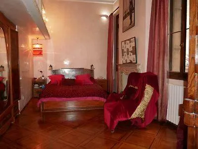 Luxury Apartment On The Grand Canal Benátky 0*,